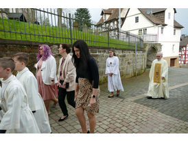 Feier der 1. Heiligen Kommunion in Sankt Crescentius (Foto: Karl-Franz Thiede)